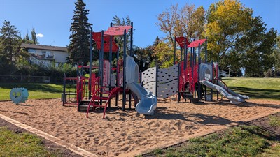 ACT_Park_Battleford_Playground1(1)